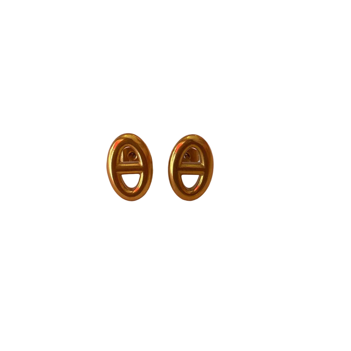 Aretes Óvalo Liso Dorado
