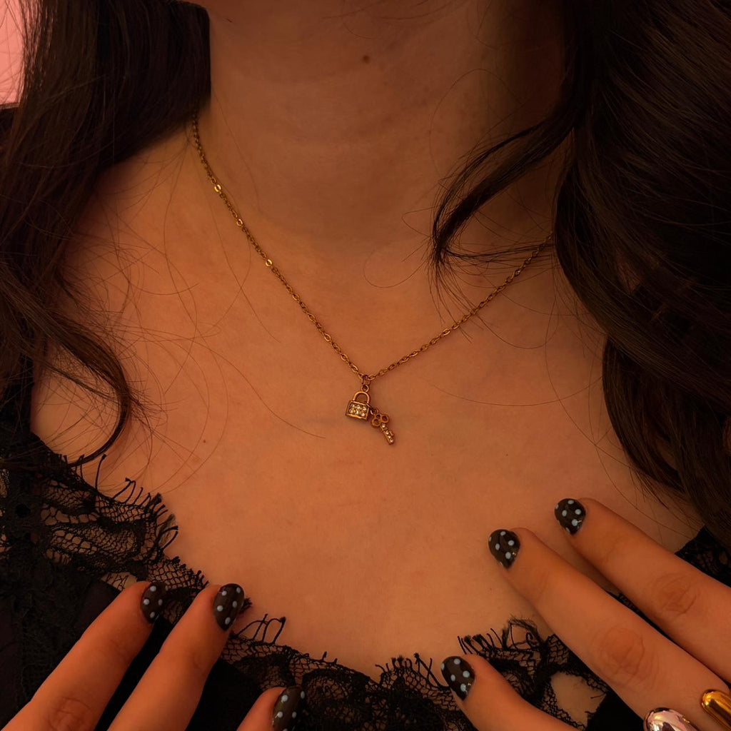 Collar Candado y Llave